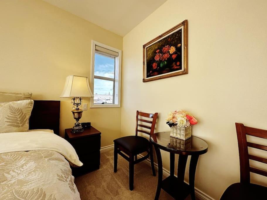 Super Cosy 8Bed & 6Bath In Vancouver Heart Near To Airport And Downtown Екстер'єр фото