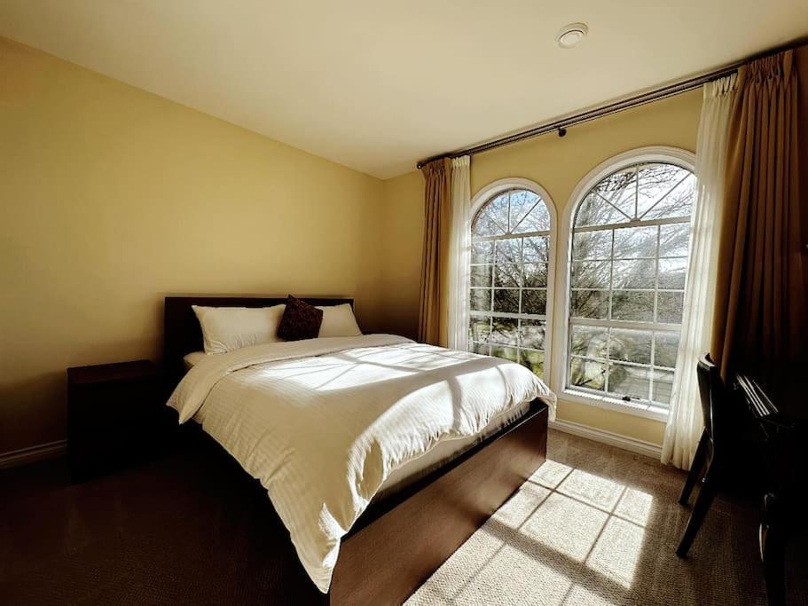 Super Cosy 8Bed & 6Bath In Vancouver Heart Near To Airport And Downtown Екстер'єр фото