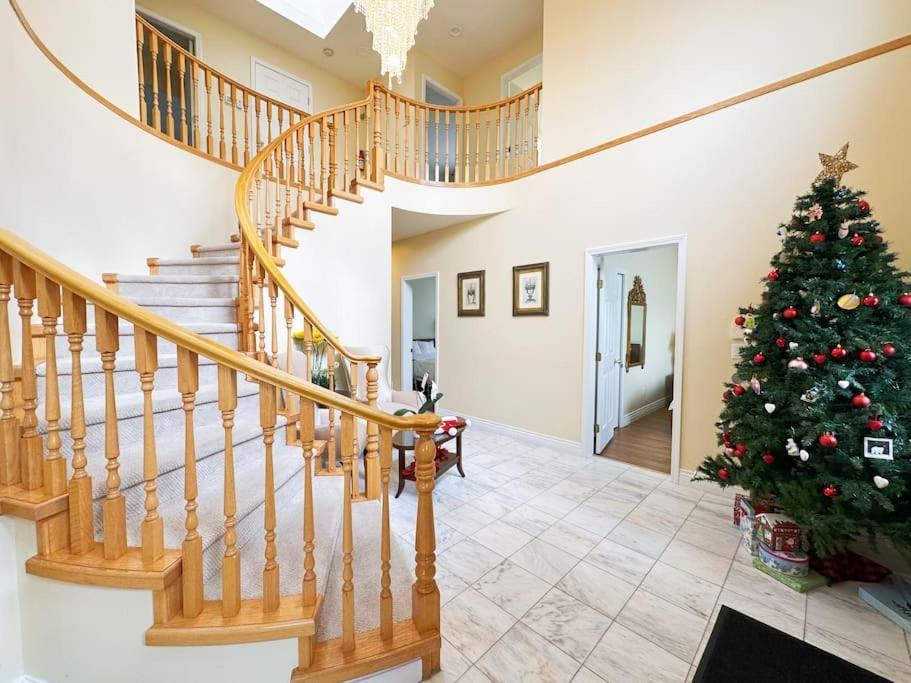 Super Cosy 8Bed & 6Bath In Vancouver Heart Near To Airport And Downtown Екстер'єр фото