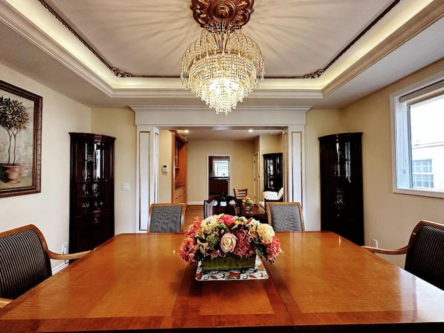 Super Cosy 8Bed & 6Bath In Vancouver Heart Near To Airport And Downtown Екстер'єр фото