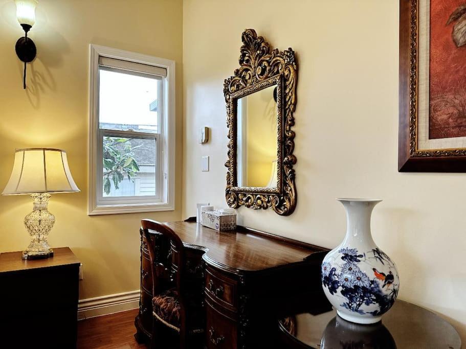 Super Cosy 8Bed & 6Bath In Vancouver Heart Near To Airport And Downtown Екстер'єр фото