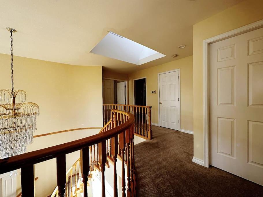 Super Cosy 8Bed & 6Bath In Vancouver Heart Near To Airport And Downtown Екстер'єр фото